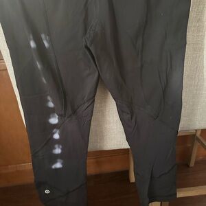 Black Lululemon leggings